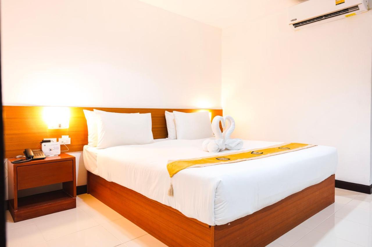 Neptuna Hotel Patong Exteriör bild